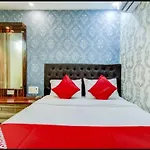 Hotel Deep Chinarpark,Near Kolkata Airport