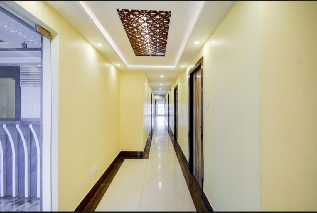 Guest house Deep Chinarpark,near Airport Kolkata